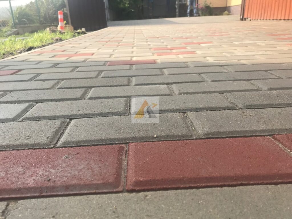 trotuarnaya plitka kirpich